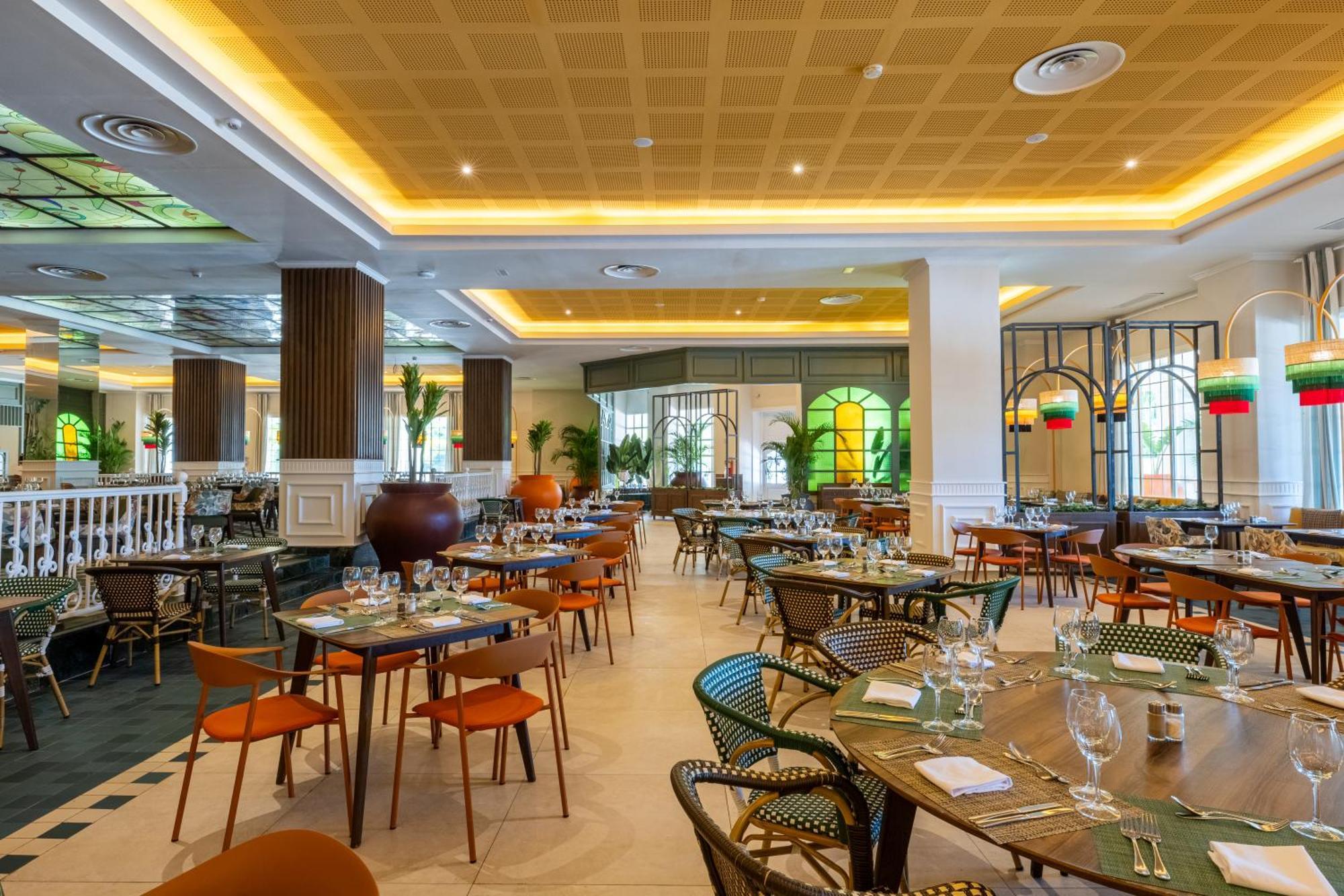 Готель Bahia Principe Grand Jamaica (Adults Only) Раневей-Бей Екстер'єр фото The restaurant